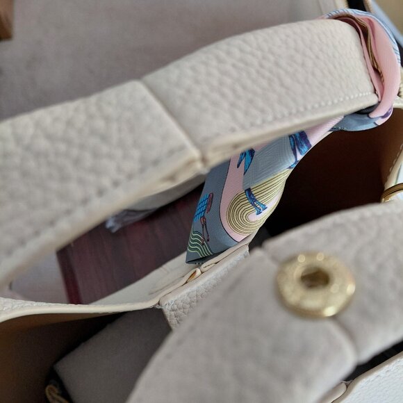 Leather bag with Make up bag by Namu - Picture 7 of 10